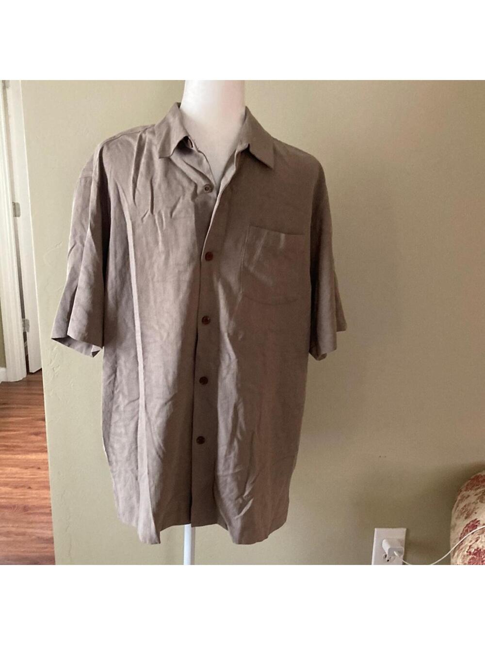 Tommy Bahama silk men’s shirt